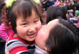 发声不当,用声过度易引发声带息肉